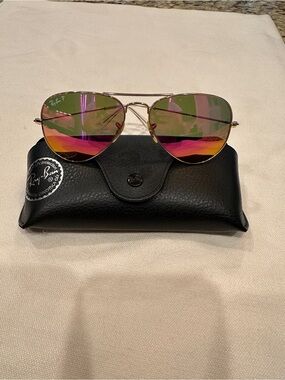 Ray-Ban Aviator Sunglasses - Gold Frame with Pink and Pink Mirror Lenses
